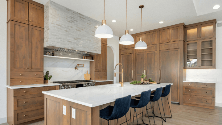 <b>BESPOKE HOMES</b>